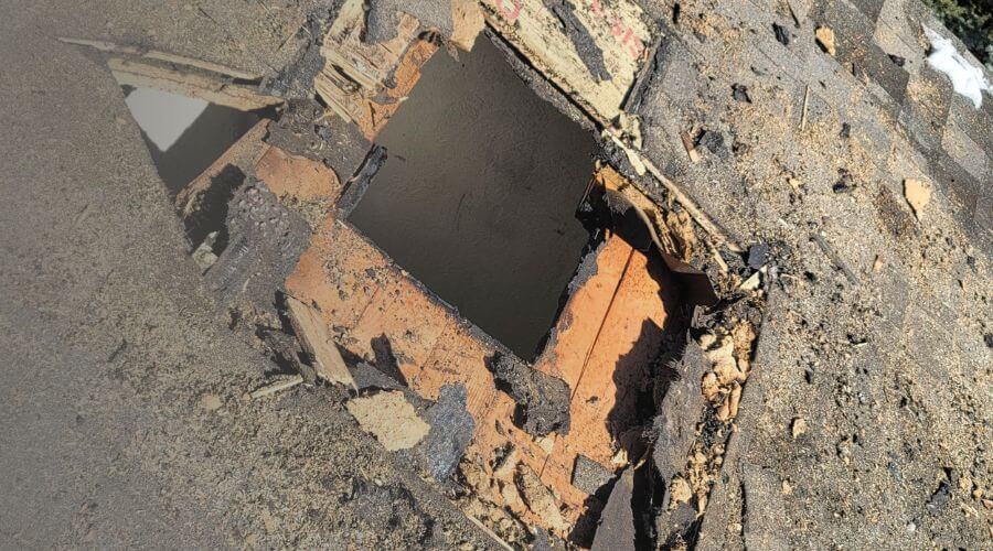 Why choose water damage restoration service for burst pipe water damage in Scottsdale